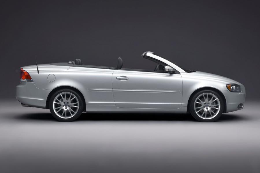  Volvo C70 T5 2005 года  (фото 85 из 93)